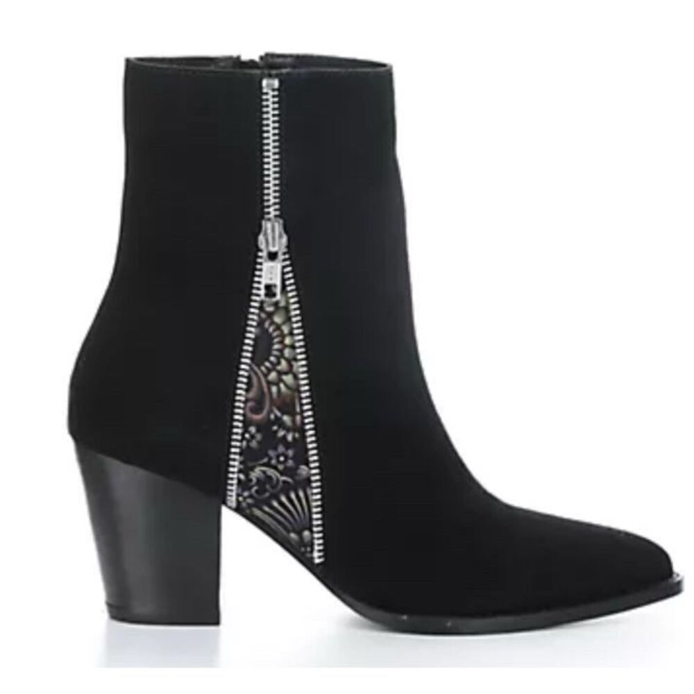 Bos. & cO. Tallon Bootie In Black Suede Size 7 New Without Box Never Worn